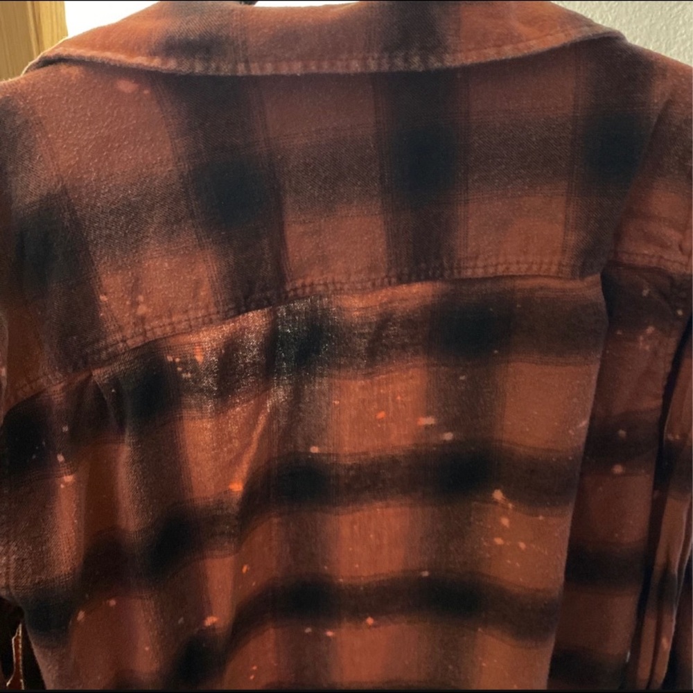 Mens’ Urban Outfitters red flannel